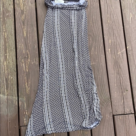 Patterned Maxi Skirt - Picture 1 of 3